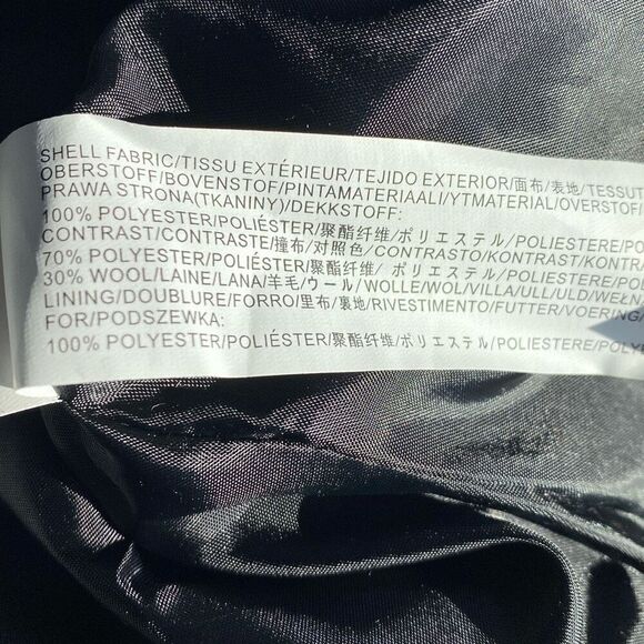 Moon River Long Sleeve Gold Button Closure Cropped Blazer Size XSmall - Picture 9 of 9